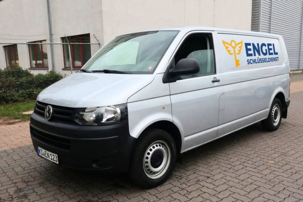 schluesseldienst engel transporter 1
